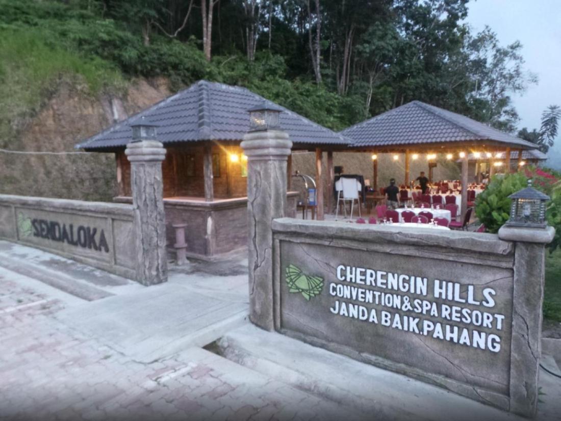 Cherengin Hill Convention & Spa Resort Janda Baik Exterior foto